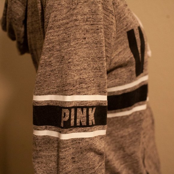 PINK Victoria's Secret Las Vegas Hoodie. - Picture 2 of 4